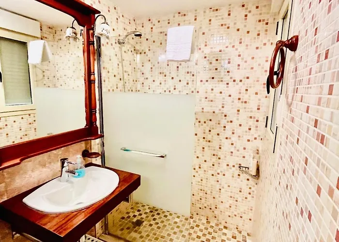 La Leyenda De 아파트 *